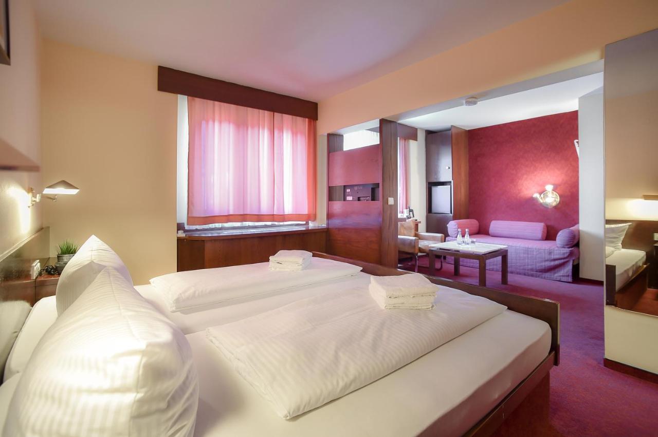 Kontaktlos Hotel Am Kappelberg Kontaktlos Φέλμπαχ Εξωτερικό φωτογραφία